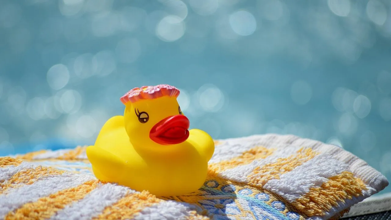The Best Baby Bath Tubs for Every Stage and Budget