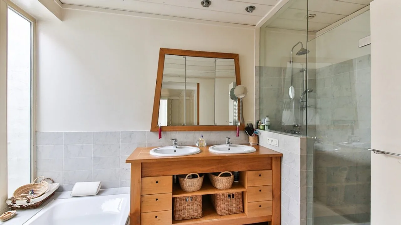 The Best Shower Curtain Liners for Every Bathroom