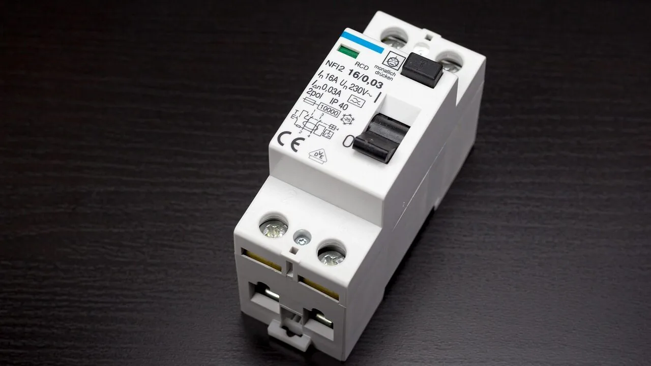 Circuit Breakers Worth Buying for Every Panel and Application
