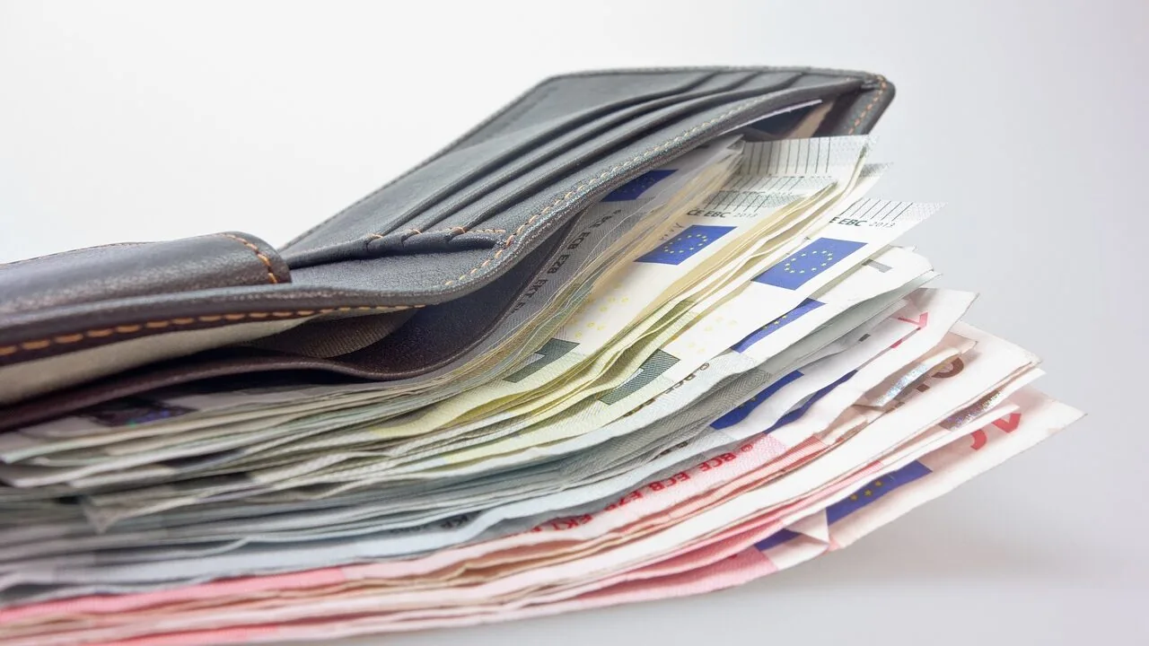 Money Clips Worth Buying for Every Carry Style