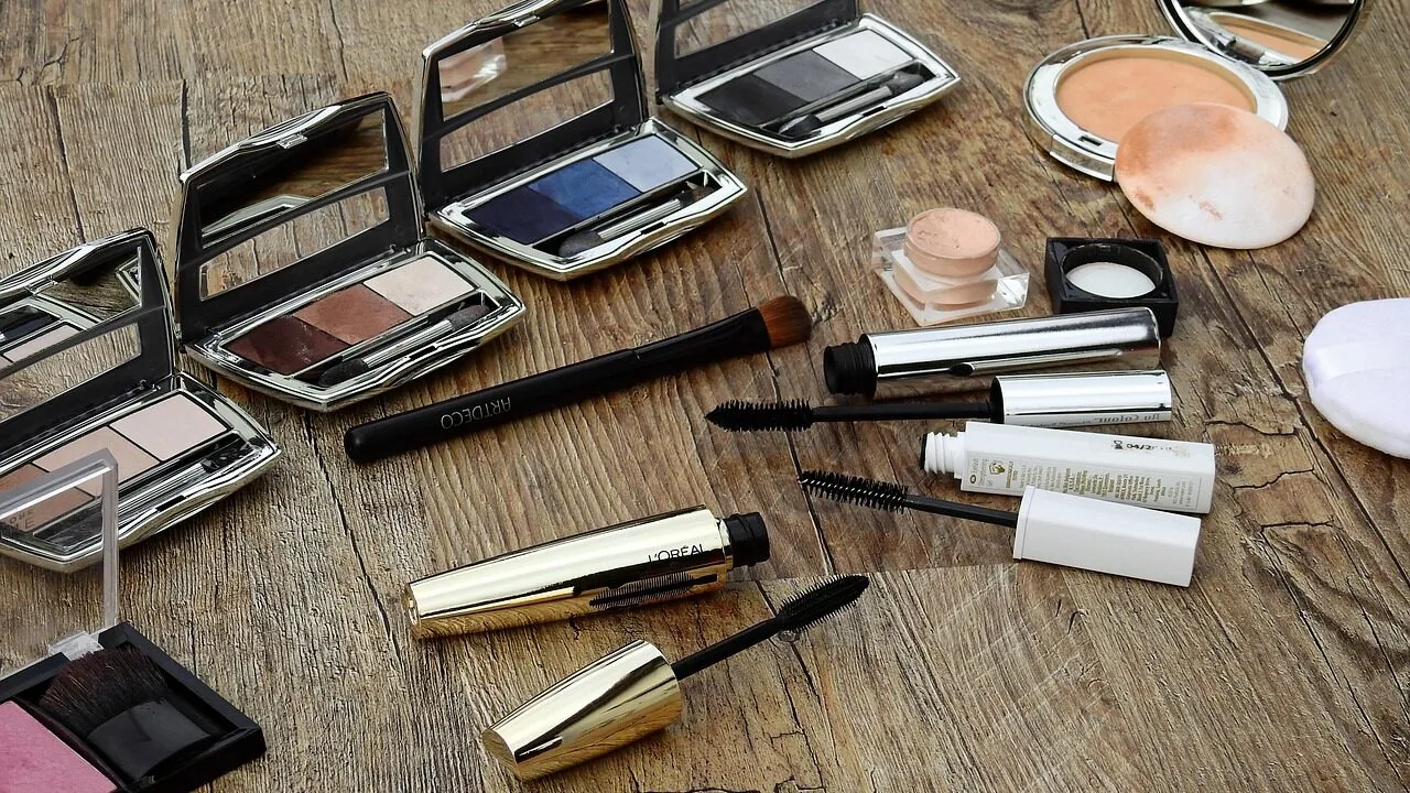 Close-up of mascara wand and brush showing product texture and applicator detail
