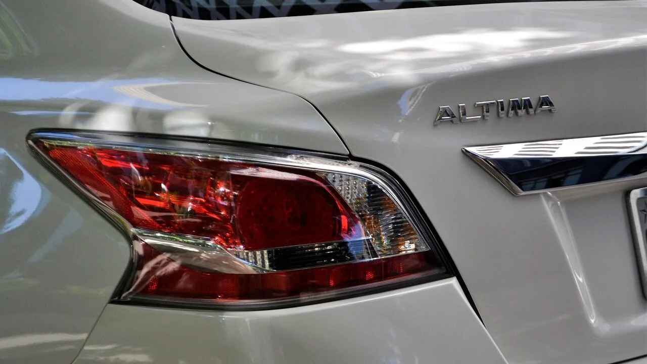 The Best Reverse Light Bulbs for Every Vehicle and Budget