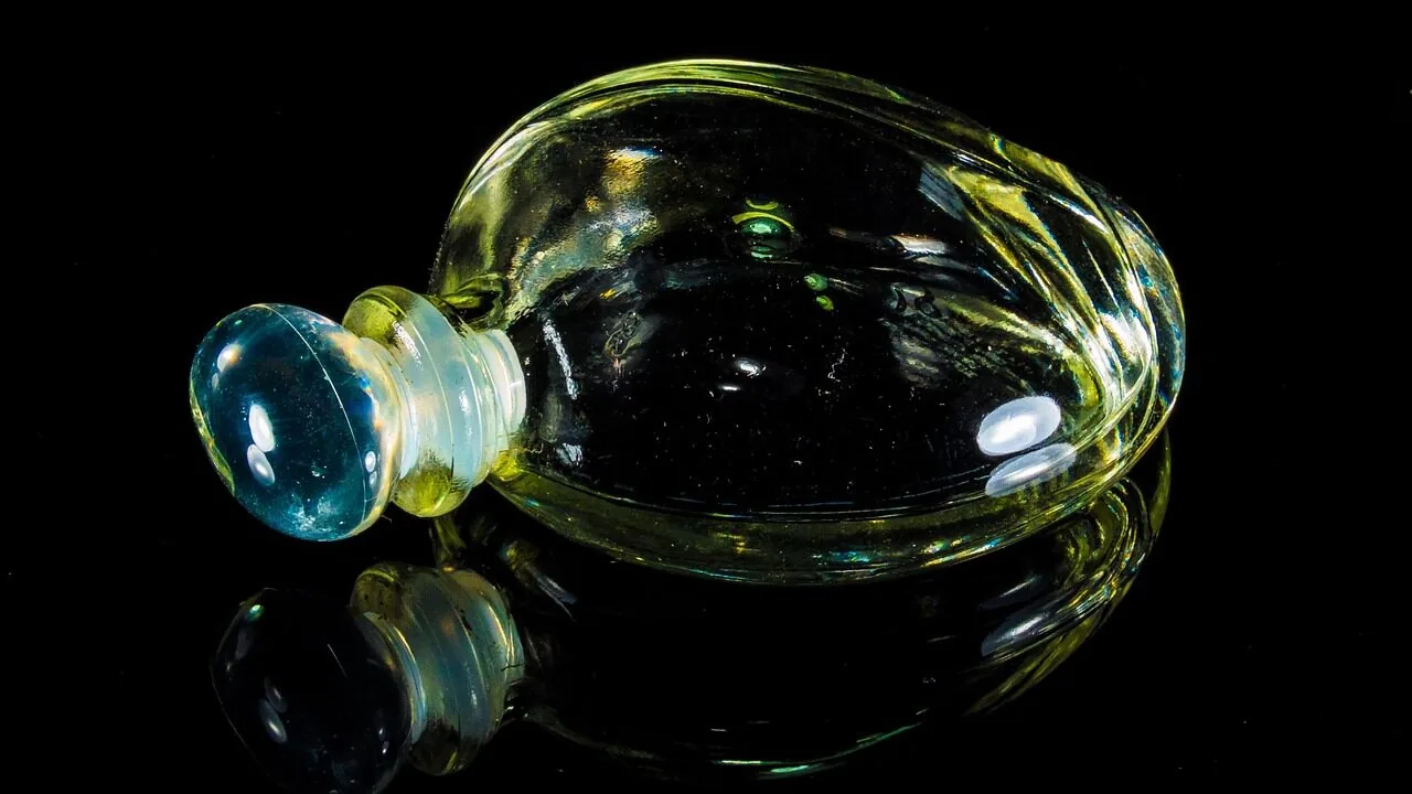 Roll-On Perfumes Worth Buying for Every Scent Style