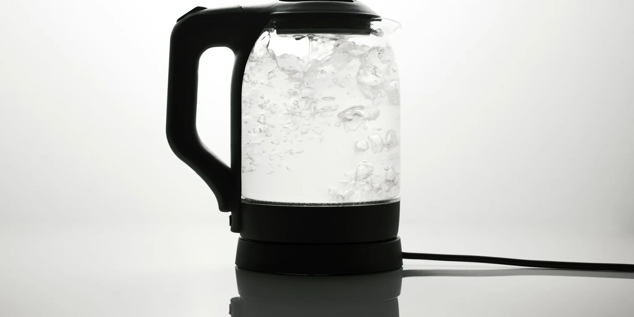 Electric Kettles Worth Buying for Every Kitchen and Budget