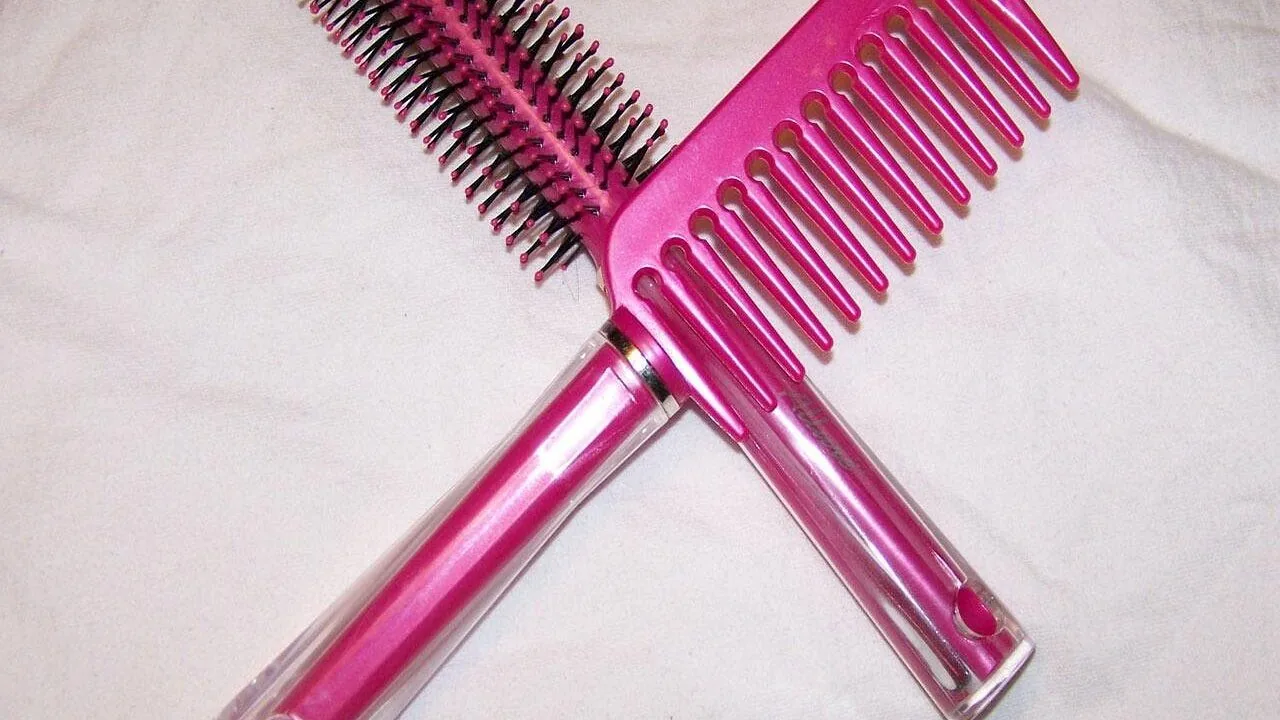Hot Air Brushes Worth Buying for Every Hair Type