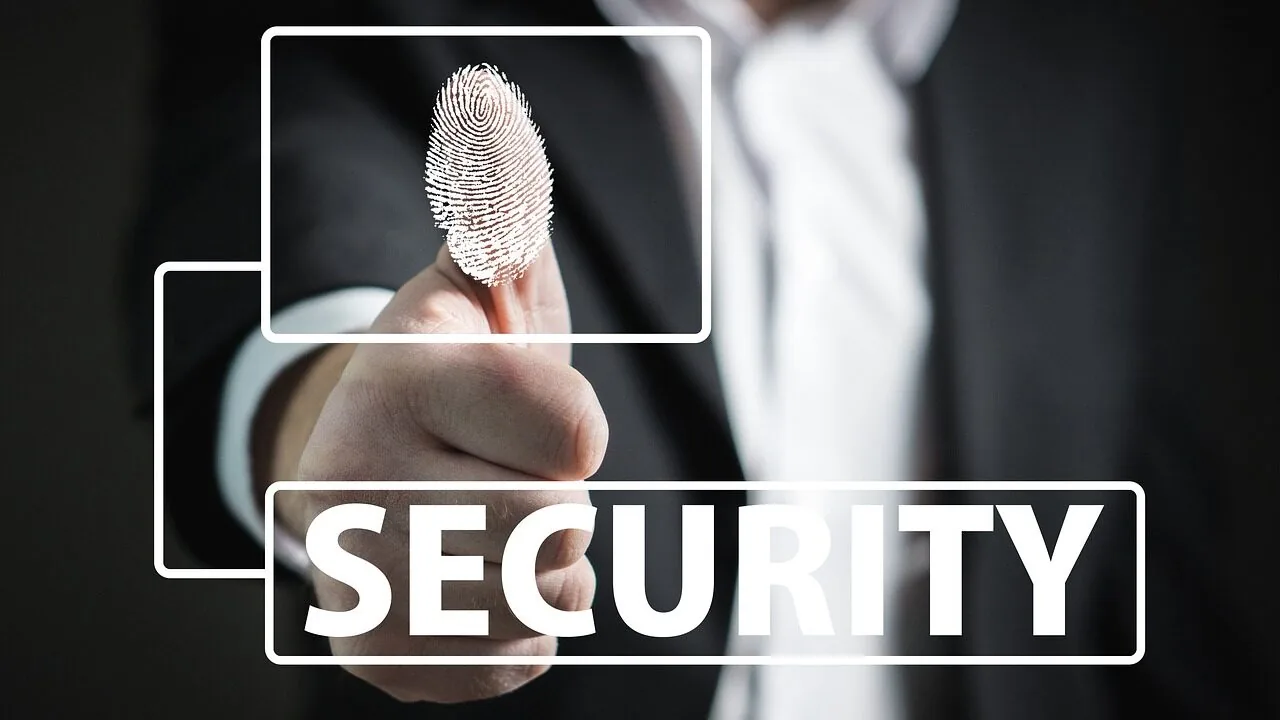 Identity Theft Protection Stamps and Tools Worth Buying