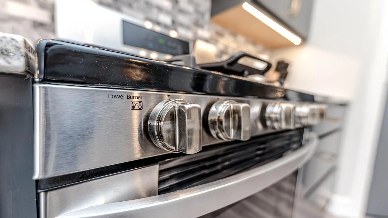 The Best Gas Ranges for Every Kitchen and Budget
