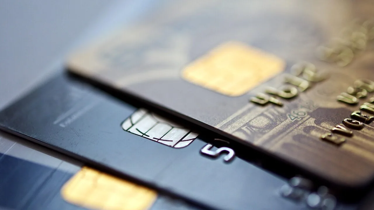 The Best Cardholders for Every Pocket and Carry Style