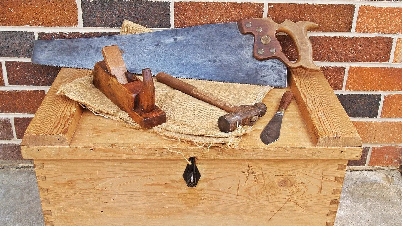 Hand Saws Worth Buying for Every Project and Budget