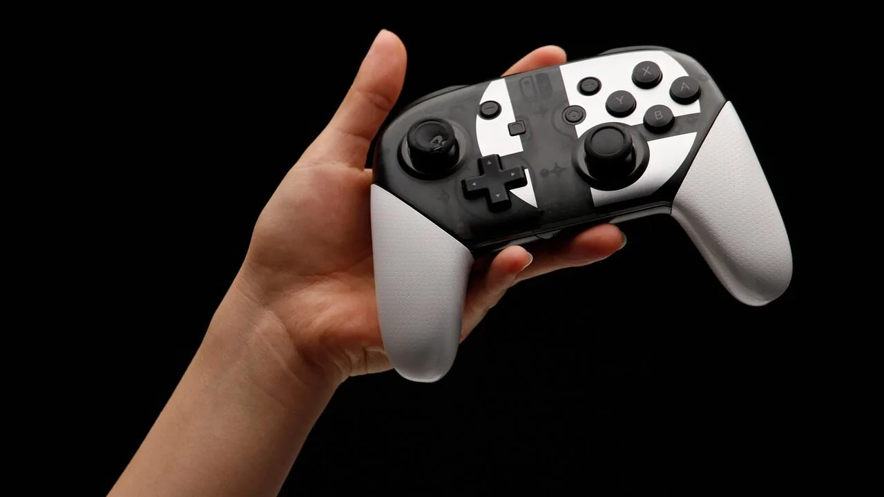 The Best Wireless Controllers for Every Platform and Budget