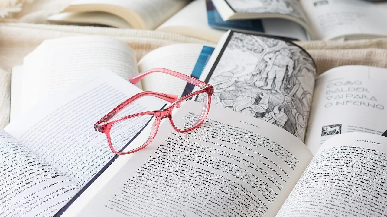 Page Holders Worth Buying for Every Reader and Budget