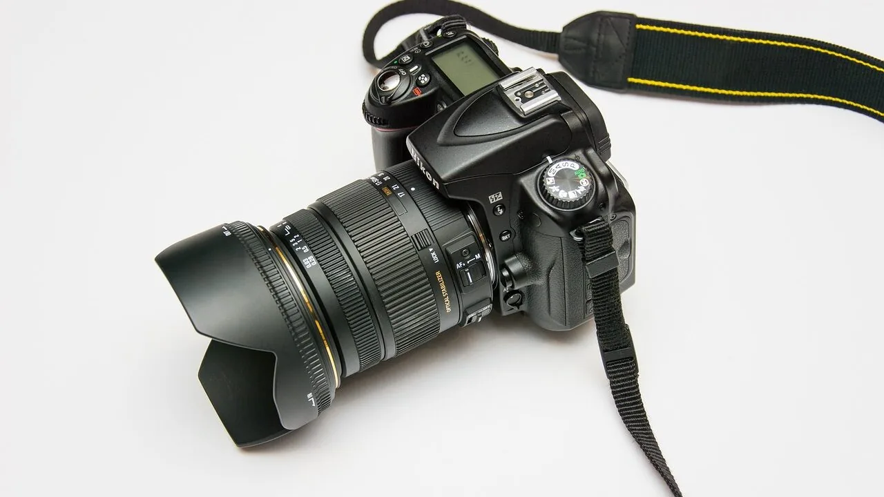 The Best Camera Flashes for Every Photographer and Budget