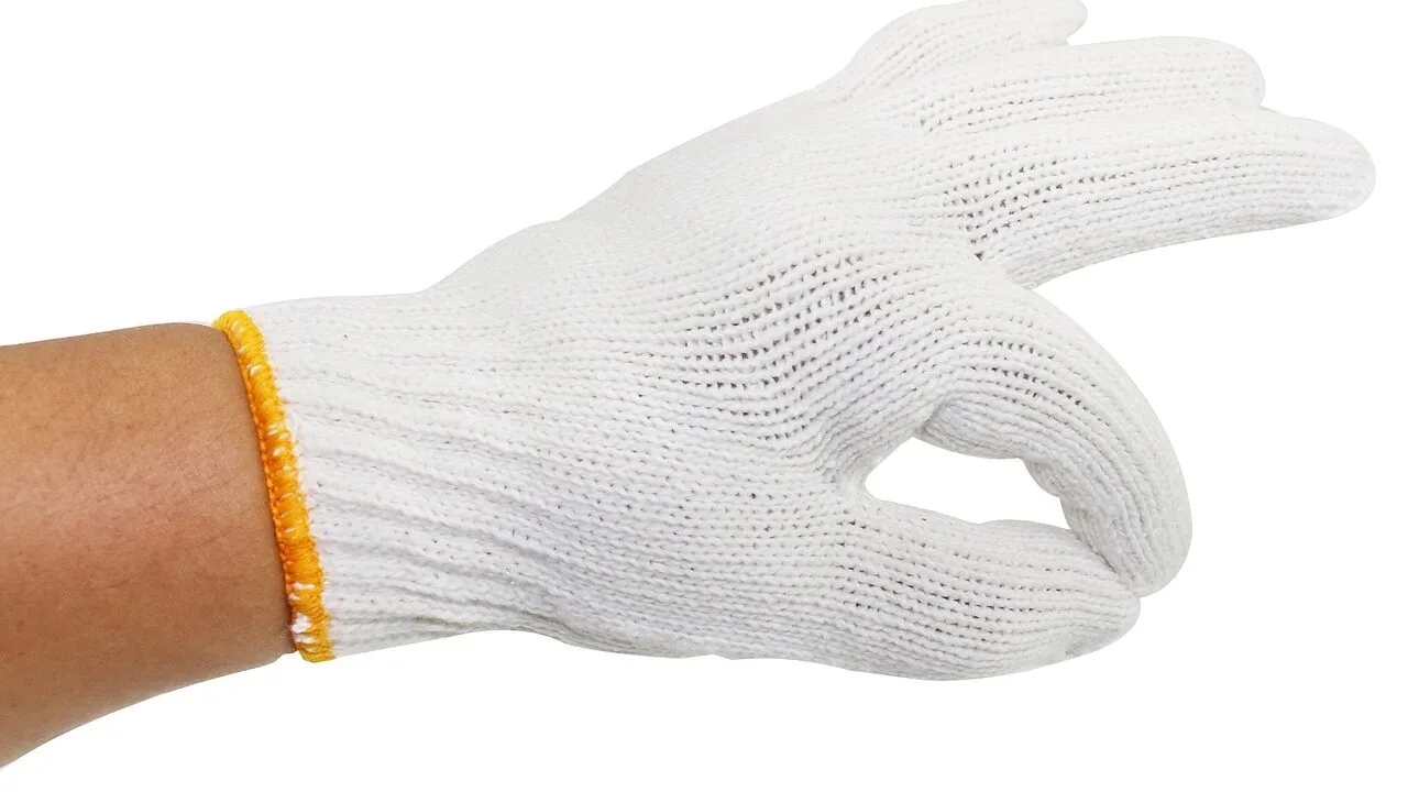 The Best Running Gloves for Every Cold-Weather Run