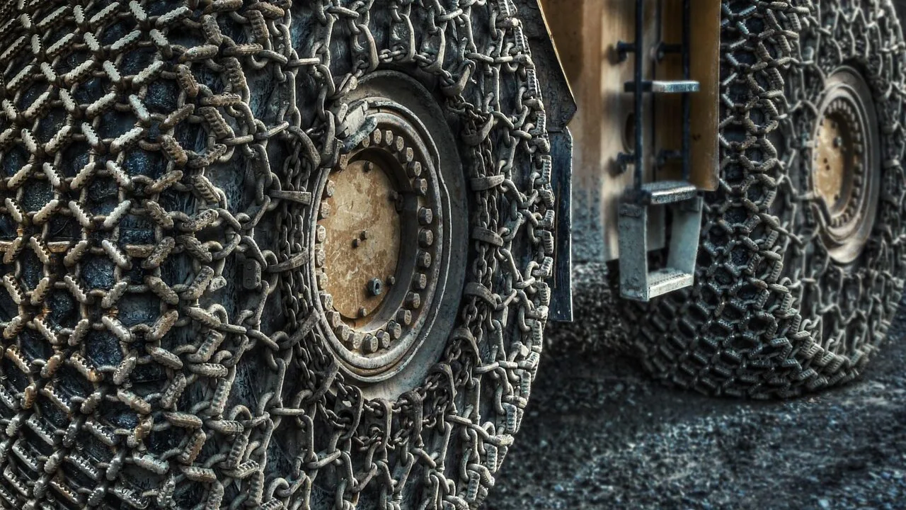 Snow Chains Worth Buying for Every Vehicle and Winter Condition